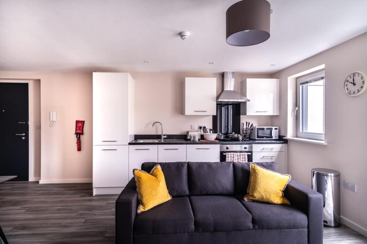 Modern & Spacious 2 Bed Apartment In Manchester Exteriér fotografie